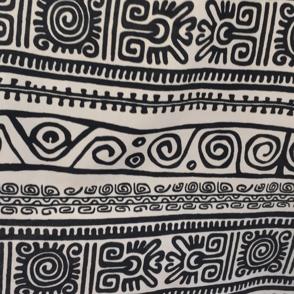 Crop Top - Jun & Min Racerback - Picture 7 of 7